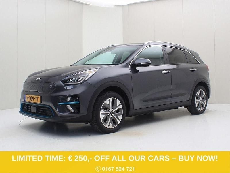 Grau Gebraucht 2020 Kia e-Niro SUV | 16.900 € (Fairer Preis) - Bild 1/4