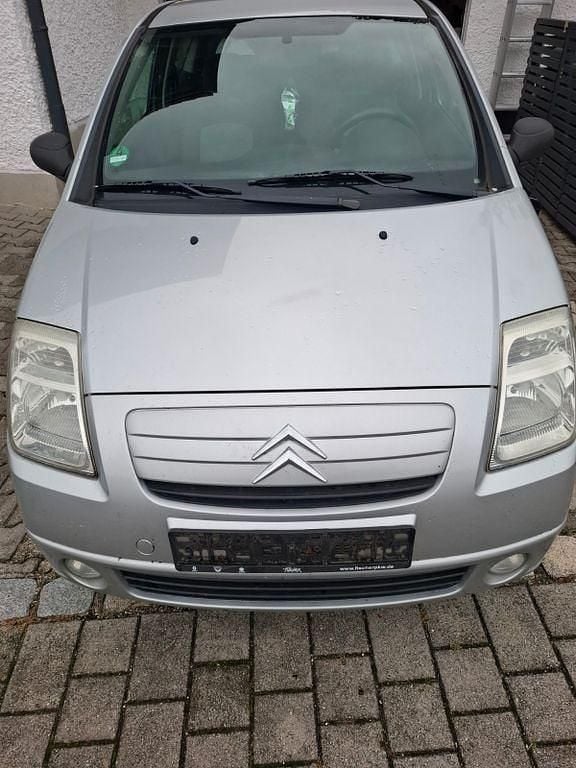 Gebraucht Citroën C2 Comfort 73 PS (53 kW) 2007 Grau Kleinwagen