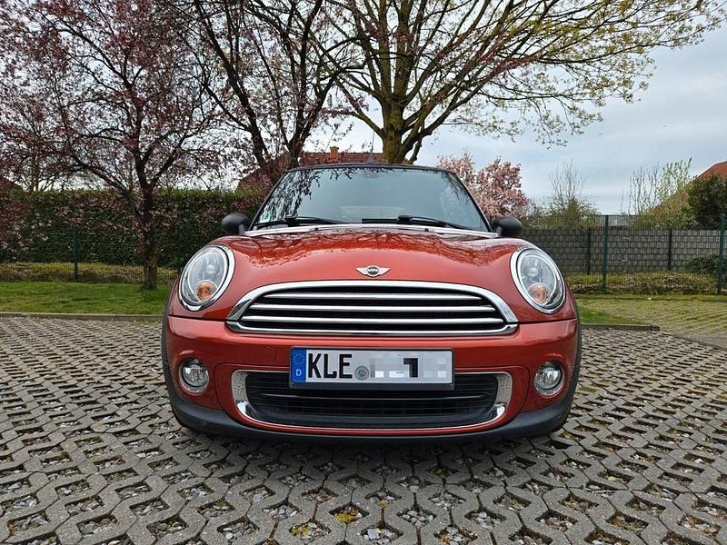 Gebraucht Mini One Cabriolet 98 PS (72 kW) 2013 Orange Cabrio