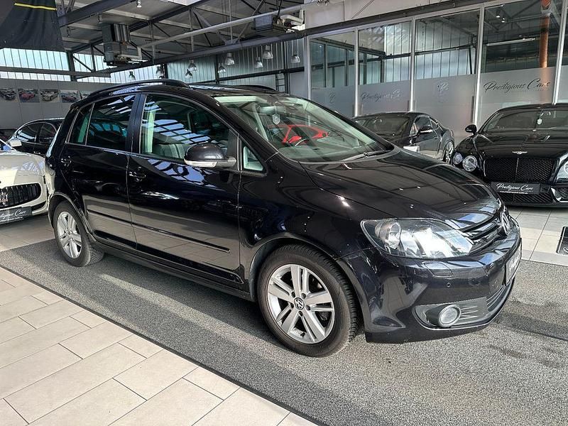Gebraucht VW Golf Plus Cross Match 105 PS (77 kW) 2012 Schwarz Van / Kleinbus