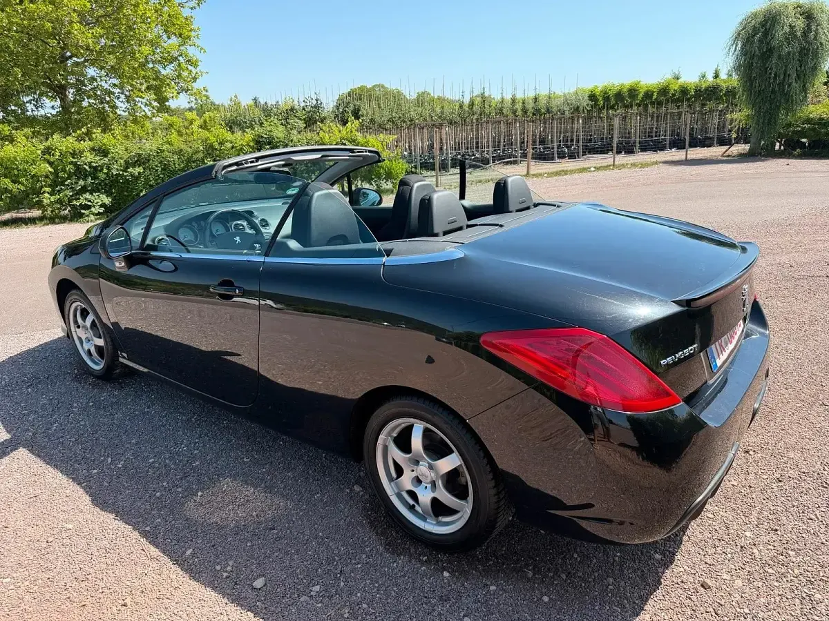 Gebraucht Peugeot 308 CC 156 PS (114 kW) 2010 Schwarz Cabrio