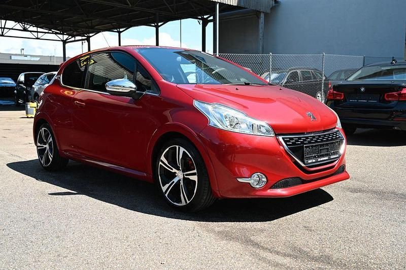 Gebraucht Peugeot 208 GTi 200 PS (147 kW) 2015 Rot rubi/metmit schutzlack Kleinwagen