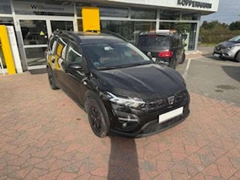 Gebraucht Dacia Jogger Extreme 110 PS (80 kW) 2023 Perlmuttschwarz Van / Kleinbus
