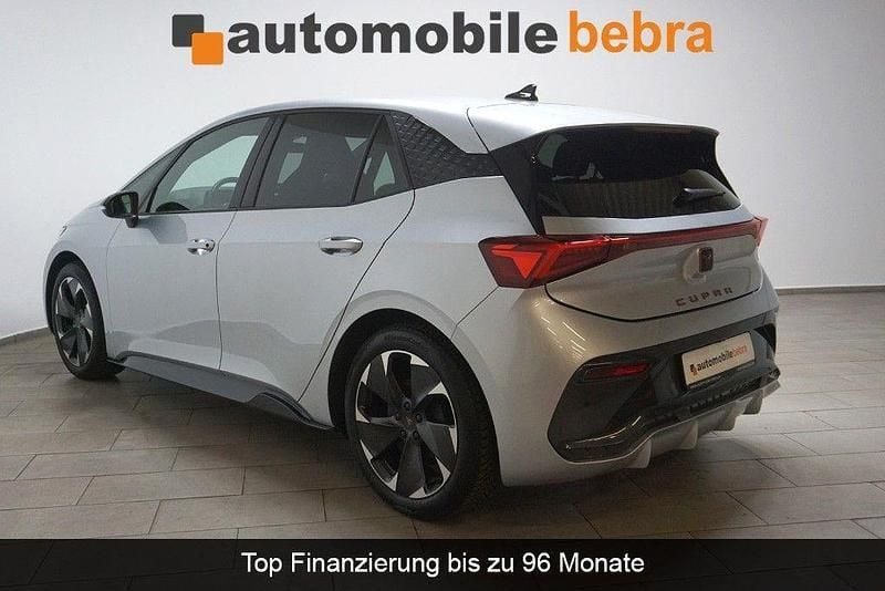 Gebraucht Cupra Born e-Boost 169 kW (231 PS) 2023 Geysirsilber Kleinwagen