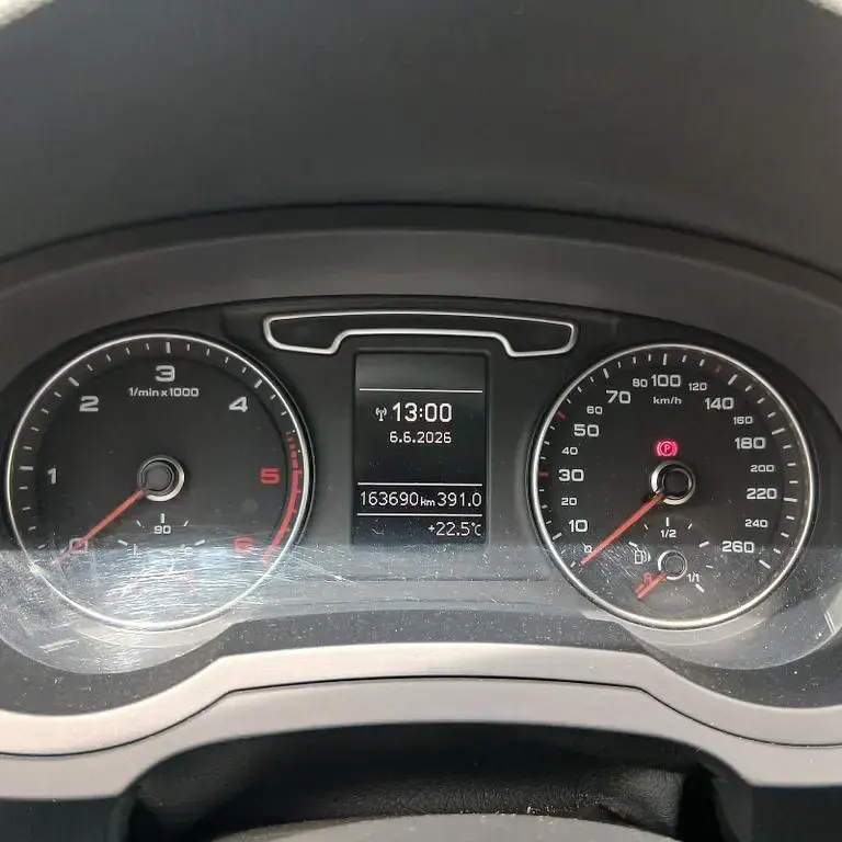 Gebraucht Audi Q3 140 PS (102 kW) 2013 Schwarz SUV