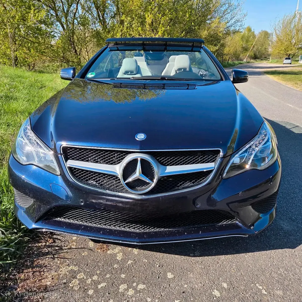 Gebraucht Mercedes E200 184 PS (135 kW) 2016 Blau Cabrio