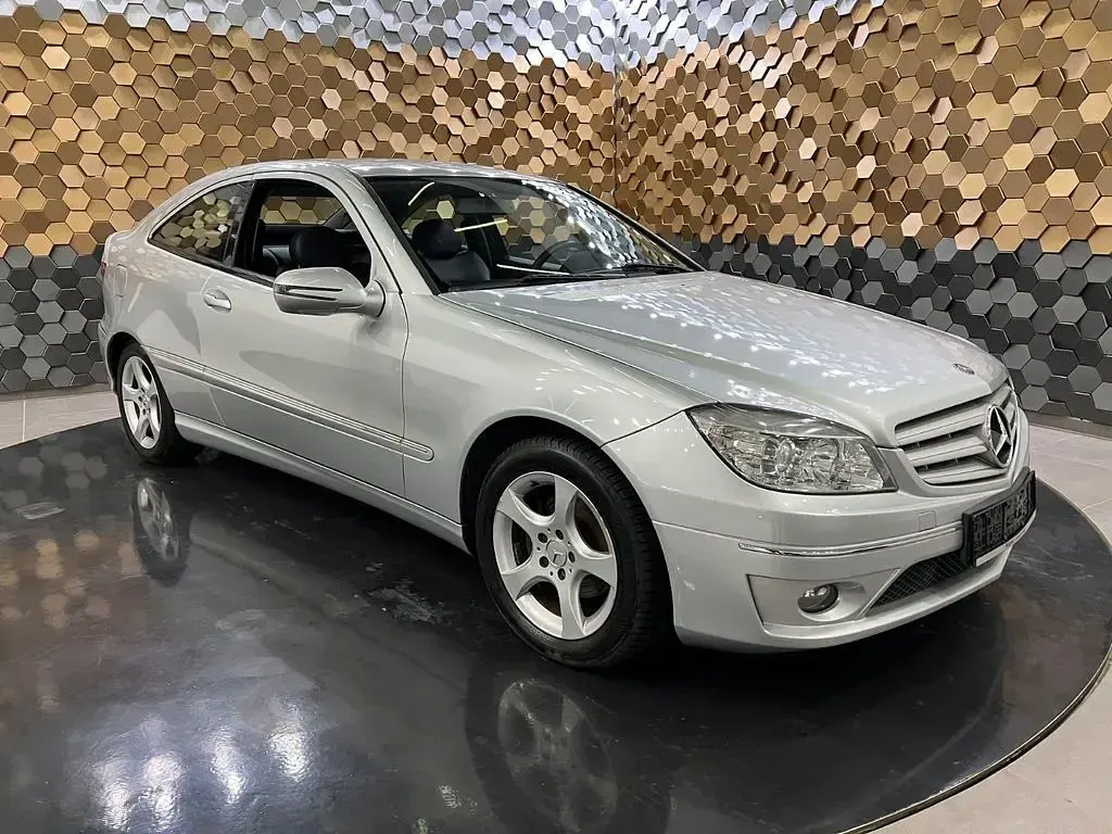 Gebraucht Mercedes CLC180 143 PS (105 kW) 2008 Silber Kleinwagen