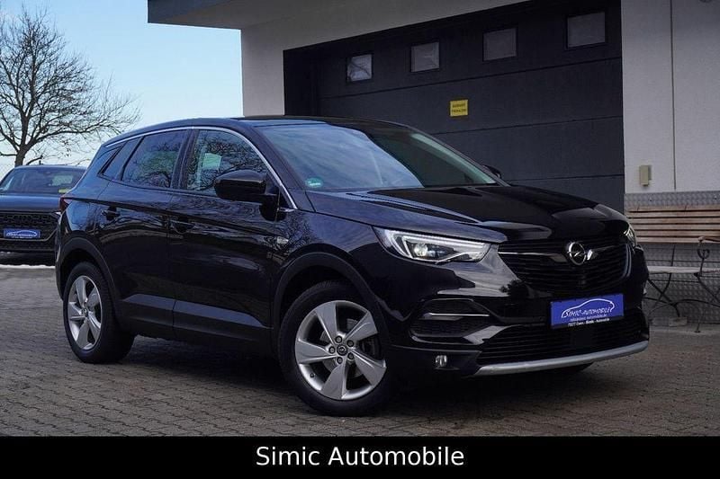 Gebraucht Opel Grandland X Innovation 131 PS (96 kW) 2019 Schwarz SUV