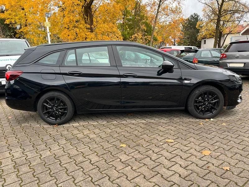Gebraucht Opel Astra Business 122 PS (89 kW) 2021 Schwarz Kombi