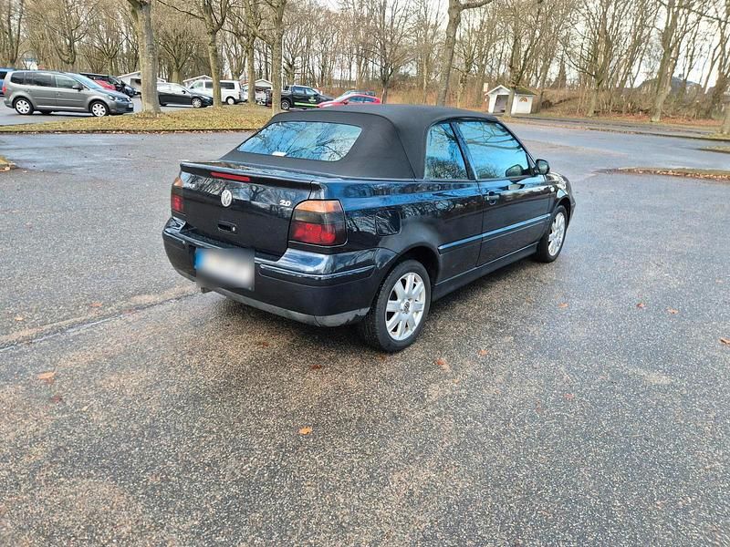 Gebraucht VW Golf Cabriolet 116 PS (85 kW) 2001 Blau Cabrio