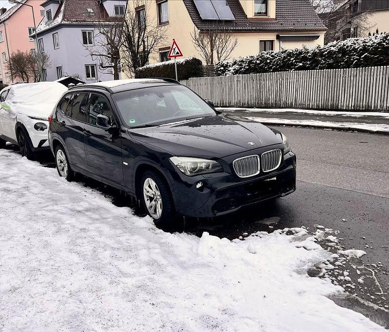 Schwarz Gebraucht 2010 BMW X1 Shadowline SUV | 9.300 € (Fairer Preis) - Bild 1/4