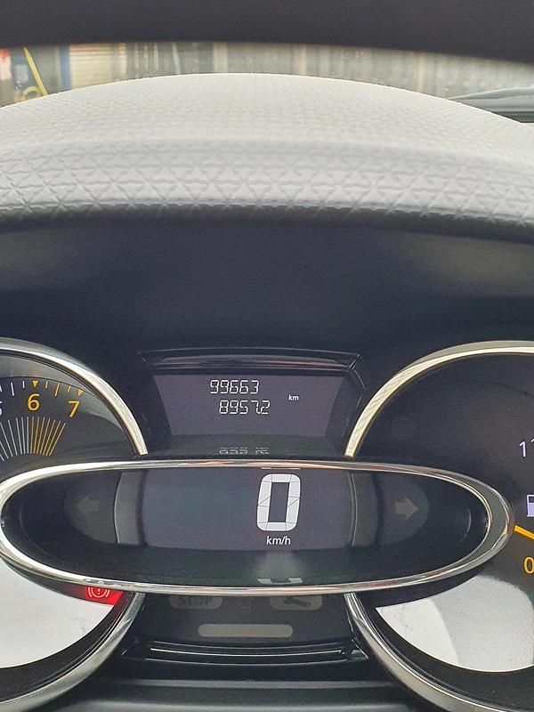 Gebraucht Renault Clio IV Dynamique 73 PS (53 kW) 2014 Weiß Kleinwagen