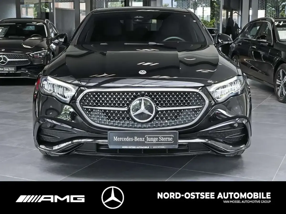 Gebraucht Mercedes E220 Advanced 197 PS (144 kW) 2025 Obsidianschwarz metallic Limousine