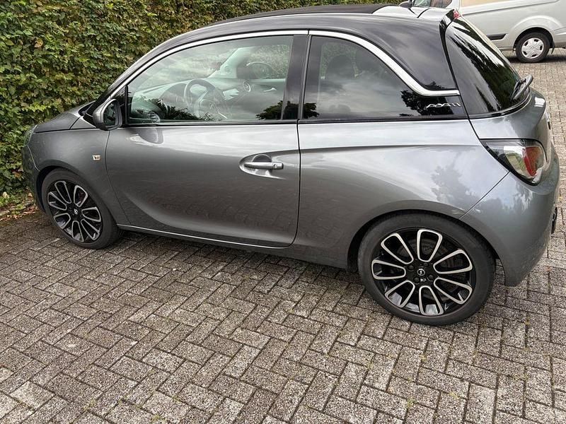 Grau Gebraucht 2019 Opel Adam Kleinwagen | 7.500 € (Guter Preis) - Bild 1/4