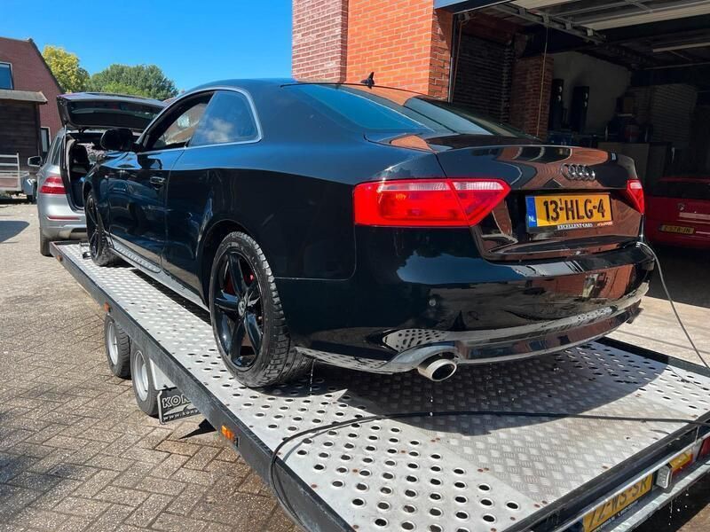 Schwarz Gebraucht 2010 Audi A5 S-Line Coupé | 2.250 € - Bild 1/4