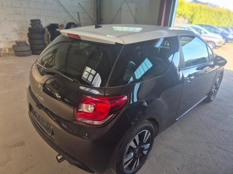 Second-hand Citroën DS3 Chic 95 CP (69 kW) 2010 Negru Hatchback