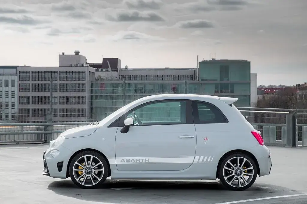 Gebraucht Abarth 595 Turismo 165 PS (121 kW) 2018 Grau Kleinwagen