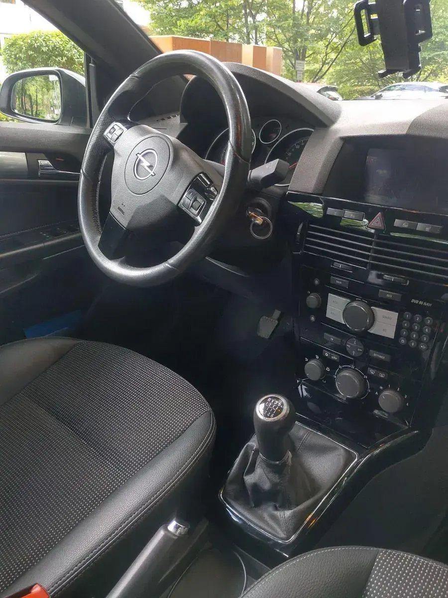 Gebraucht Opel Astra Cosmo 150 PS (110 kW) 2007 Silber Cabrio
