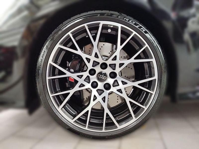 Gebraucht Audi RS3 Sportback Ambiente 400 PS (294 kW) 2025 Mythosschwarz metallic Kleinwagen