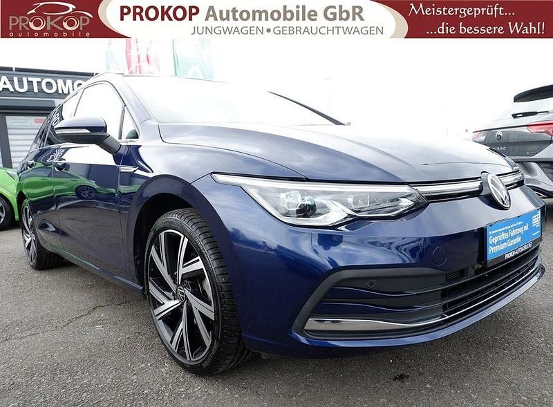 Gebraucht VW Golf VIII Style 150 PS (110 kW) 2021 Blau Kombi