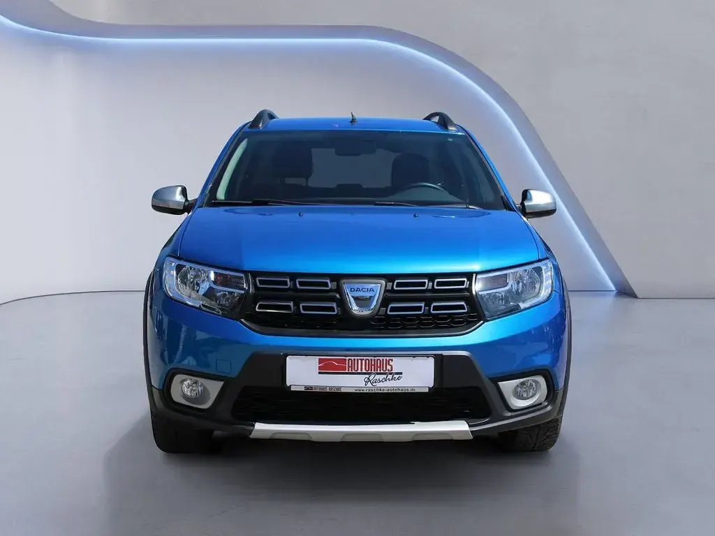 Gebraucht Dacia Logan Celebration 90 PS (66 kW) 2017 Blau Kombi