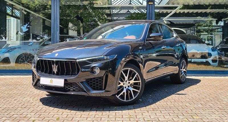 Schwarz Gebraucht 2022 Maserati Levante GT SUV | 56.900 € (Superpreis) - Bild 1/4
