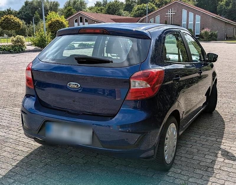 Gebraucht Ford Ka Plus 71 PS (52 kW) 2019 Blau Kleinwagen