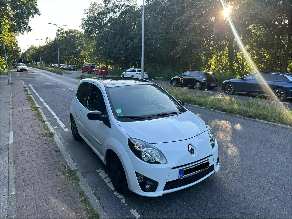 Gebraucht Renault Twingo 75 PS (55 kW) 2011 Weiß Kleinwagen