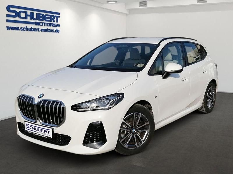 Gebraucht BMW 223 Active Tourer M Sport 204 PS (150 kW) 2023 Alpinweiss iii Van / Kleinbus