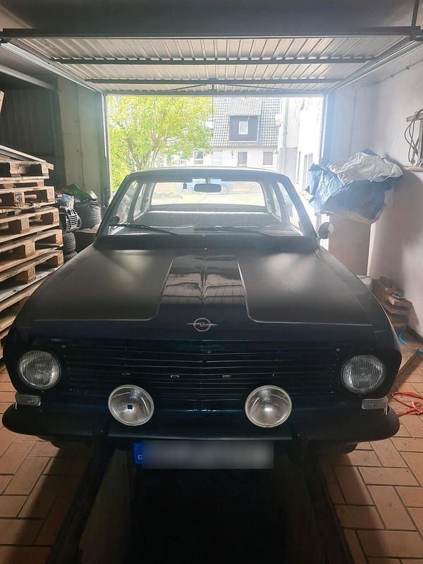 Blau Gebraucht 1970 Opel Kadett Limousine | 7.750 € - Bild 1/4