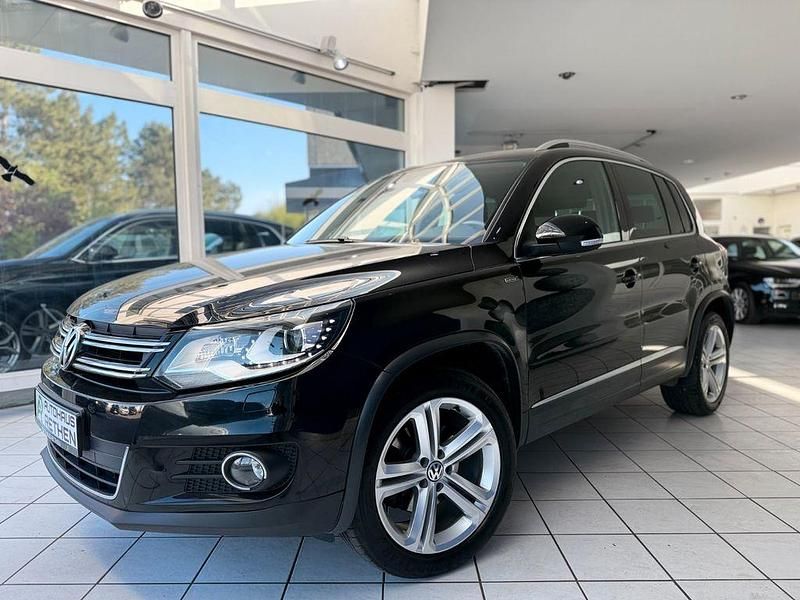 Gebraucht VW Tiguan LOUNGE 184 PS (135 kW) 2015 Schwarz SUV
