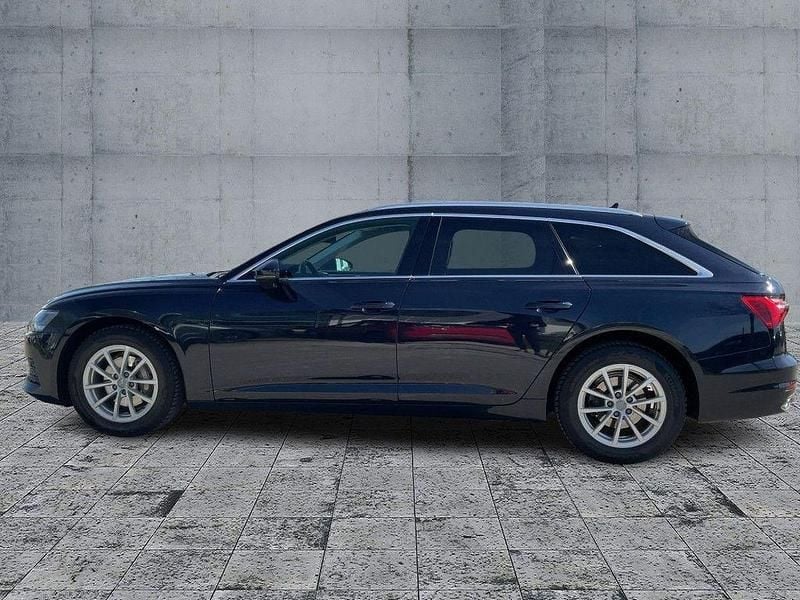 Gebraucht Audi A6 Basis 204 PS (150 kW) 2019 Blau Kombi