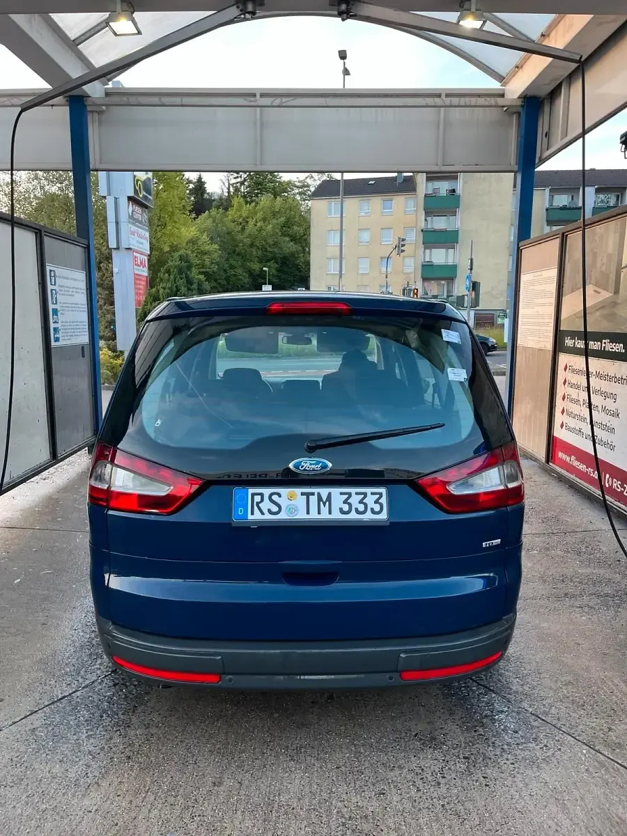 Gebraucht Ford Galaxy 116 PS (85 kW) 2009 Blau Van / Kleinbus
