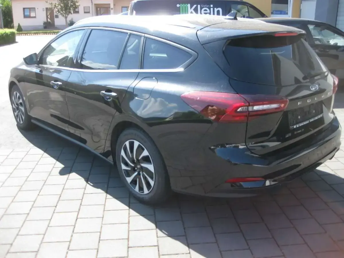 Gebraucht Ford Focus Titanium X 155 PS (114 kW) 2024 Agate black Kombi