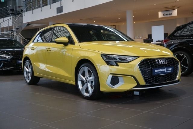 Gebraucht Audi A3 Sportback Advanced 110 PS (80 kW) 2023 Gelb Kleinwagen