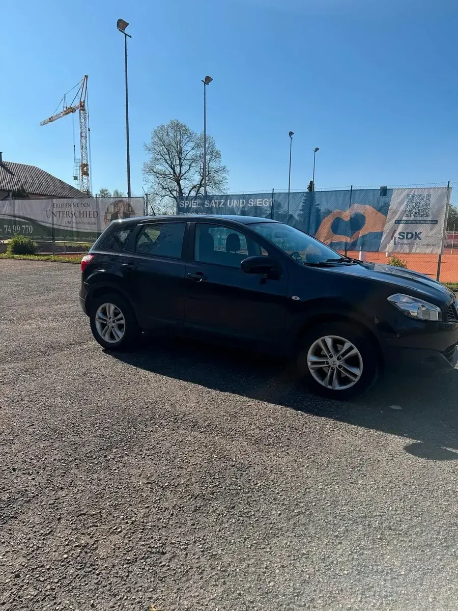 Gebraucht Nissan Qashqai 110 PS (80 kW) 2012 Andere farben SUV