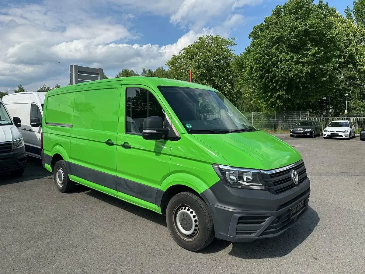 Gebraucht VW Crafter 177 PS (130 kW) 2017 Grün Van