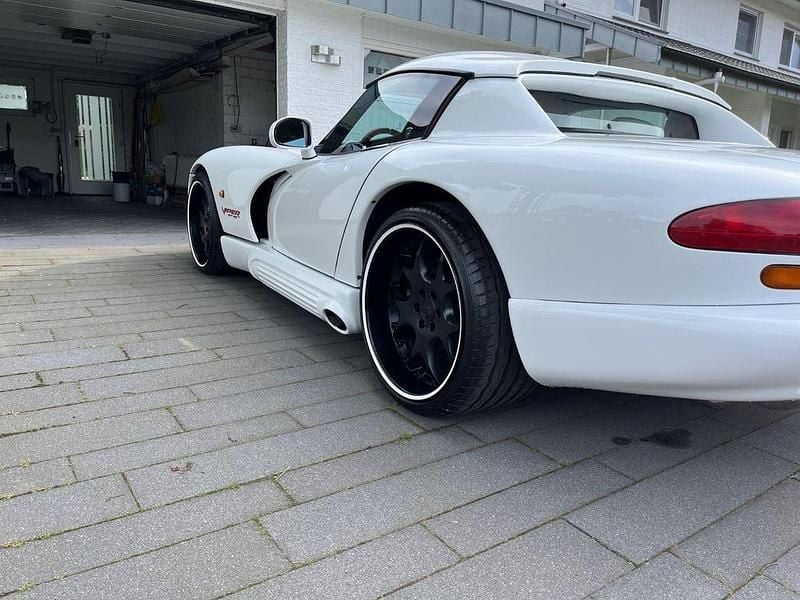Second-hand Chrysler Viper 455 CP (334 kW) 1995 Alb Cabrio