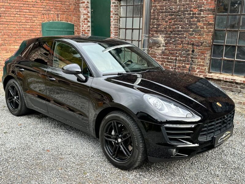 Schwarz Gebraucht 2018 Porsche Macan S SUV | 39.899 € (Superpreis) - Bild 1/4