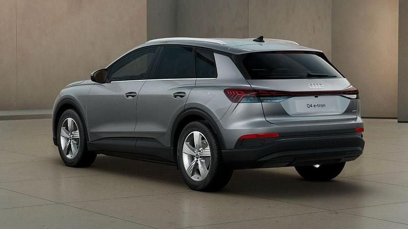 Gebraucht Audi Q4 e-tron Sport 210 kW (286 PS) 2025 Grau SUV
