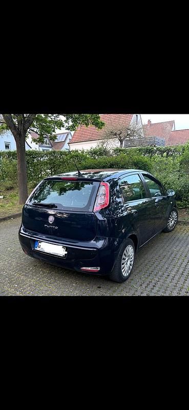 Blau Gebraucht 2011 Fiat Grande Punto Kleinwagen | 3.000 € (Fairer Preis) - Bild 1/4