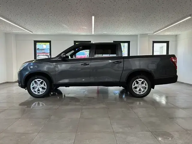 Neu KGM Musso 2026 Grau Pickup