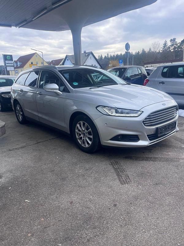 Gebraucht Ford Mondeo 120 PS (88 kW) 2018 Silber Kombi