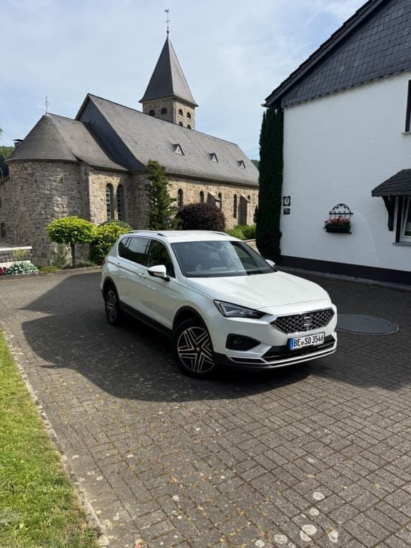 Weiß Gebraucht 2020 Seat Tarraco 4Drive SUV | 24.500 € (Superpreis) - Bild 1/4