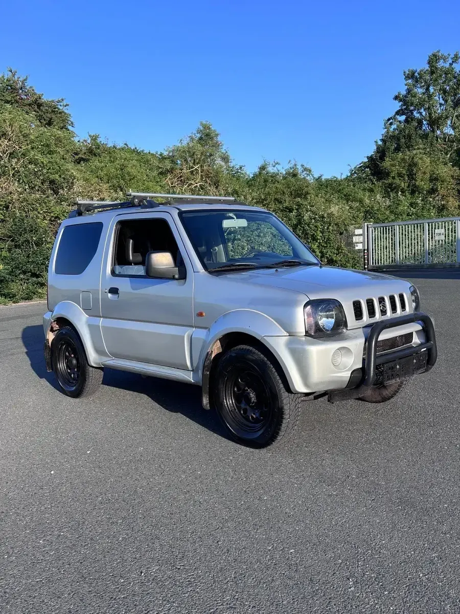 Gebraucht Suzuki Jimny 82 PS (60 kW) 2002 Silber SUV