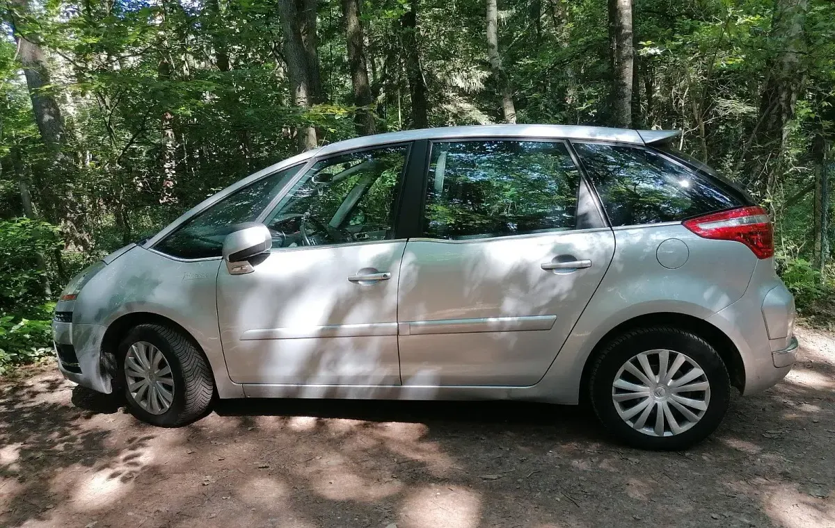 Gebraucht Citroën C4 Picasso Tendance 120 PS (88 kW) 2009 Silber Van / Kleinbus