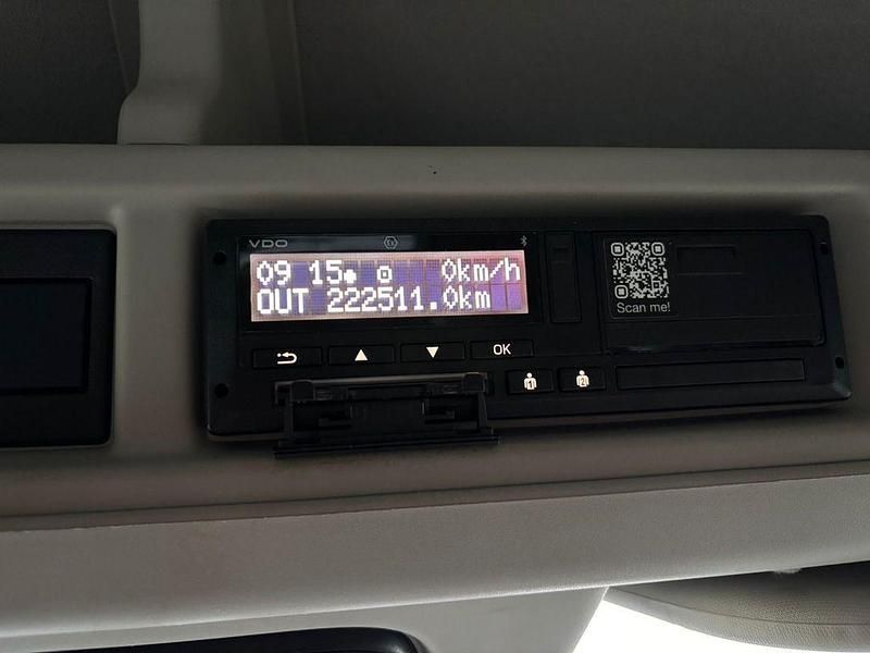 Gebraucht Ford Transit Trend 155 PS (114 kW) 2017 Silber Van / Kleinbus