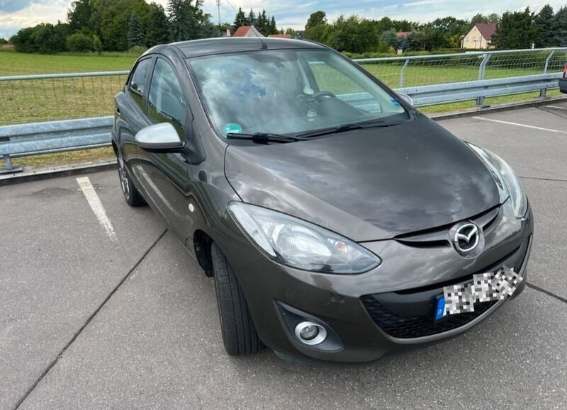 Braun Gebraucht 2014 Mazda 2 Sendo Kleinwagen | 6.500 € (Superpreis) - Bild 1/4