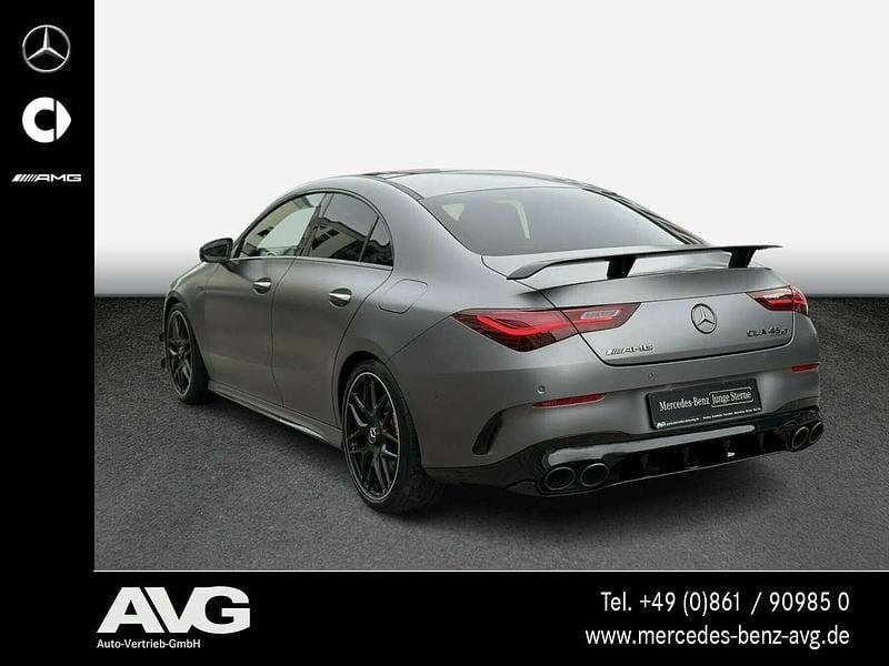 Gebraucht Mercedes CLA45 AMG AMG 421 PS (309 kW) 2024 Manufaktur magno lack manufakt Coupé