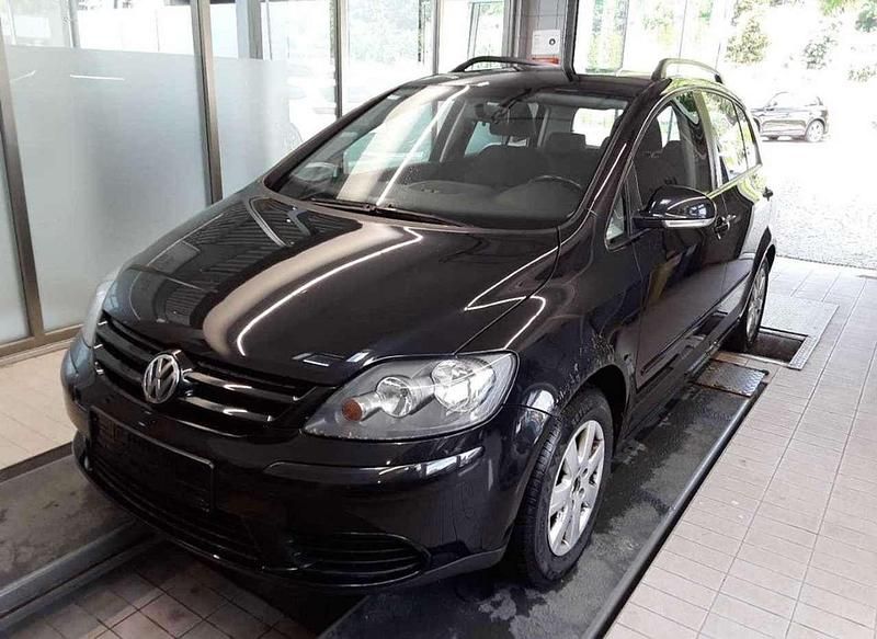Perleffekt schwarz lackierung Gebraucht 2008 VW Golf Plus Cross United Van / Kleinbus | 4.250 € (Fairer Preis) - Bild 1/4